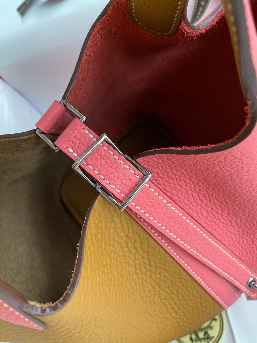 Hermes Picotin Lock 18 Bicolor Handmade Bag in Sesame and Rose Azalee Clemence Leather - Image 5