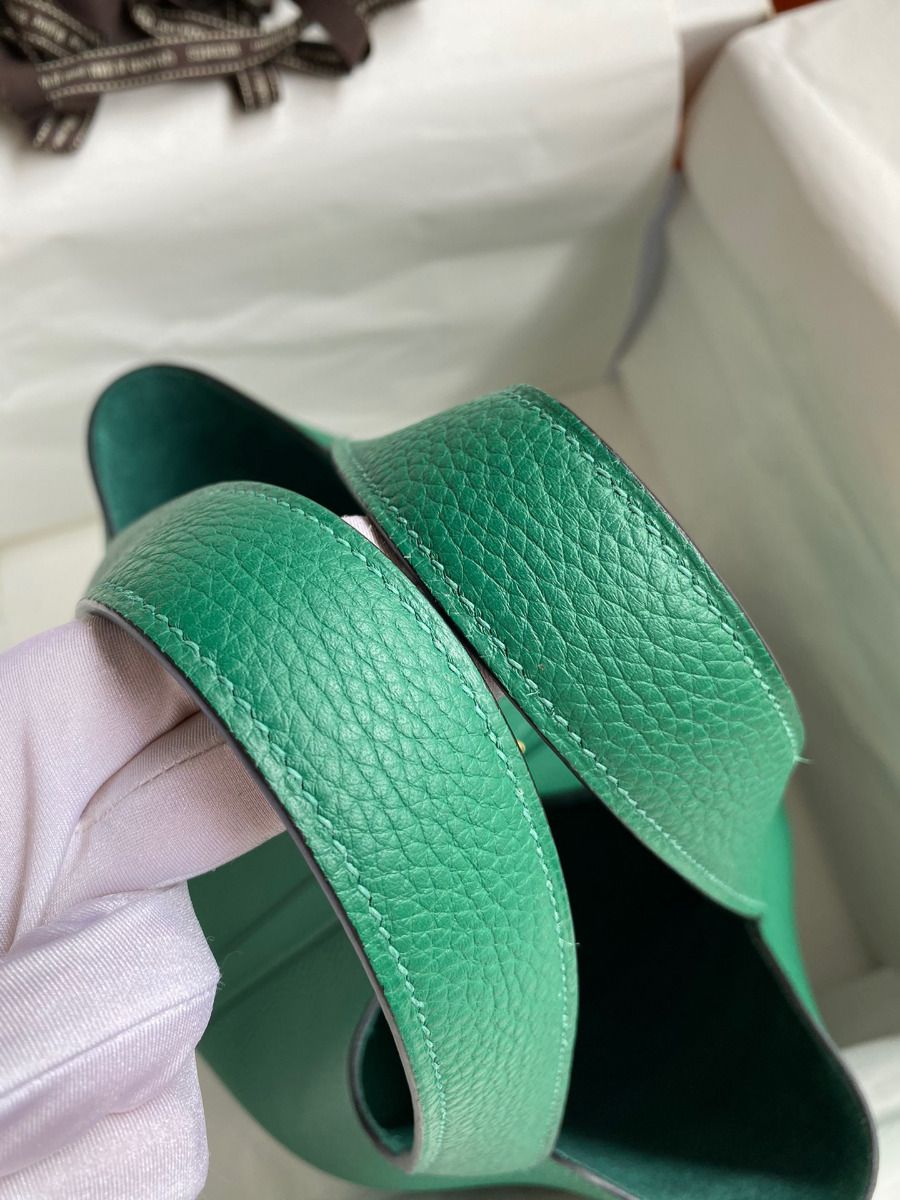 Hermes Picotin Lock 18 Handmade Bag in Vert Vertigo Clemence Leather - Image 6