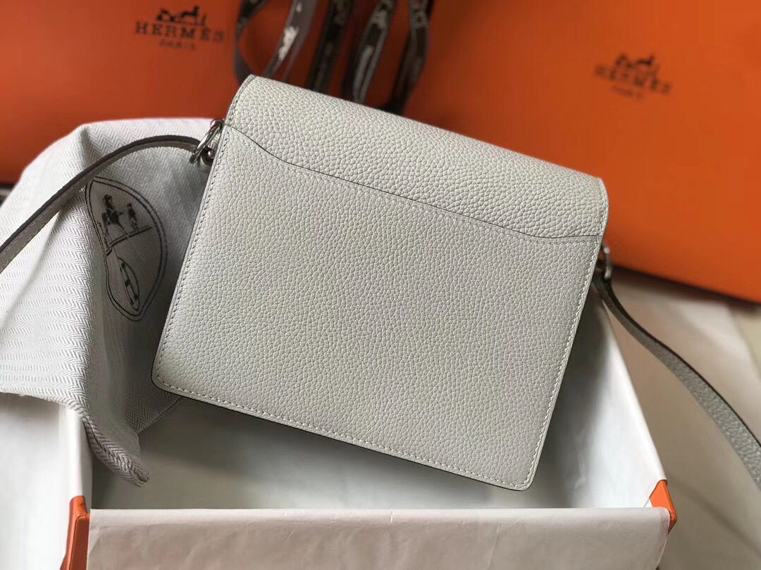 Hermes Mini Sac Roulis 18cm Bag In Pearl Grey Evercolor Calfskin - Image 3