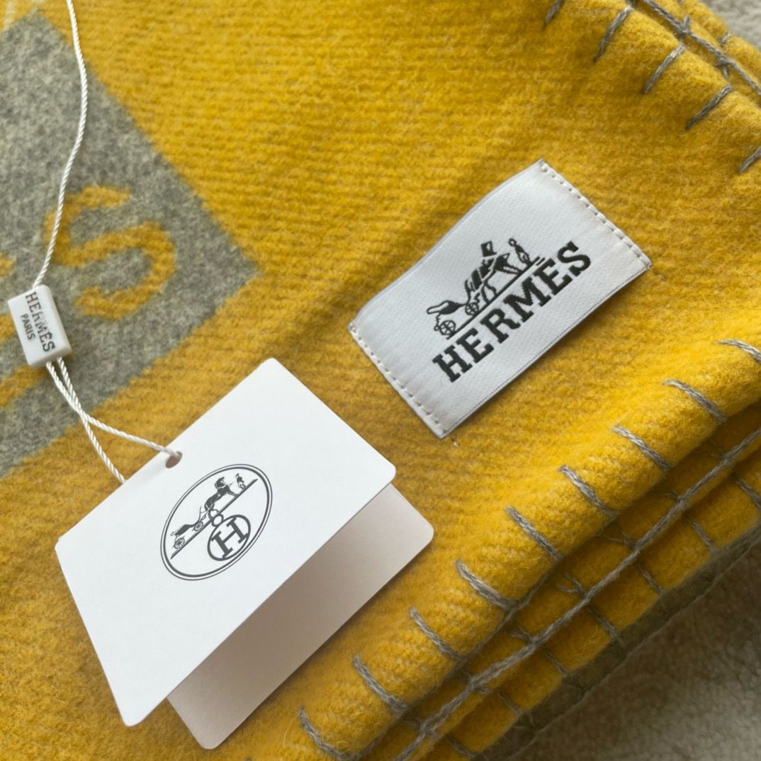Hermes H Riviera Blanket in Yellow Wool and Cashmere - Image 10