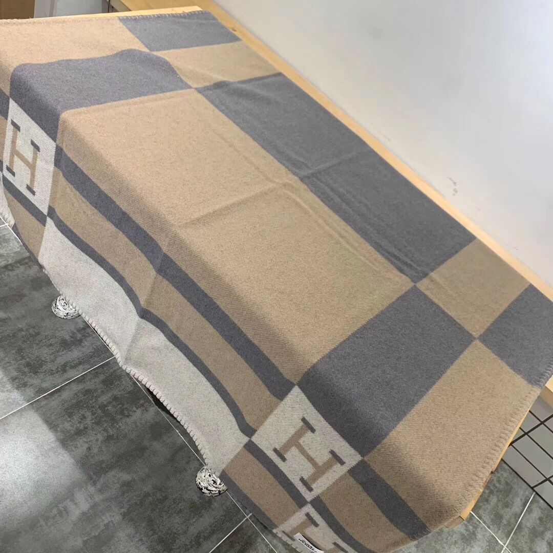 Hermes Nature Avalon Bayadere Throw Blanket - Image 8