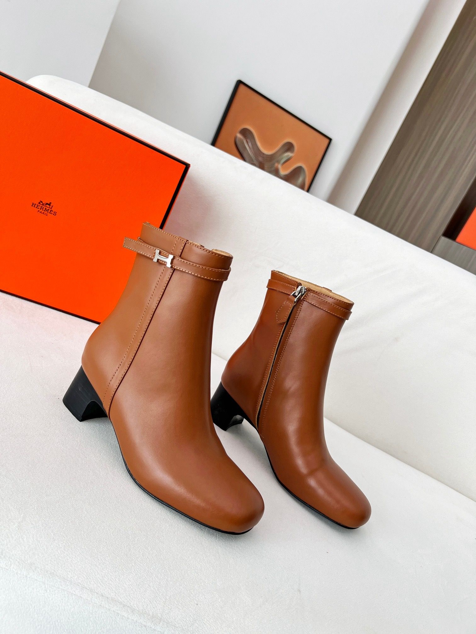 Hermes Imperial 50 Ankle Boots in Brown Calfskin - Image 9