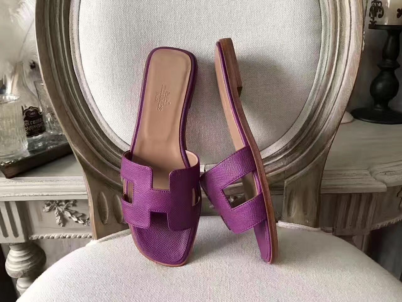 Hermes Oran Sandals In Cyclamen Epsom Leather - Image 3