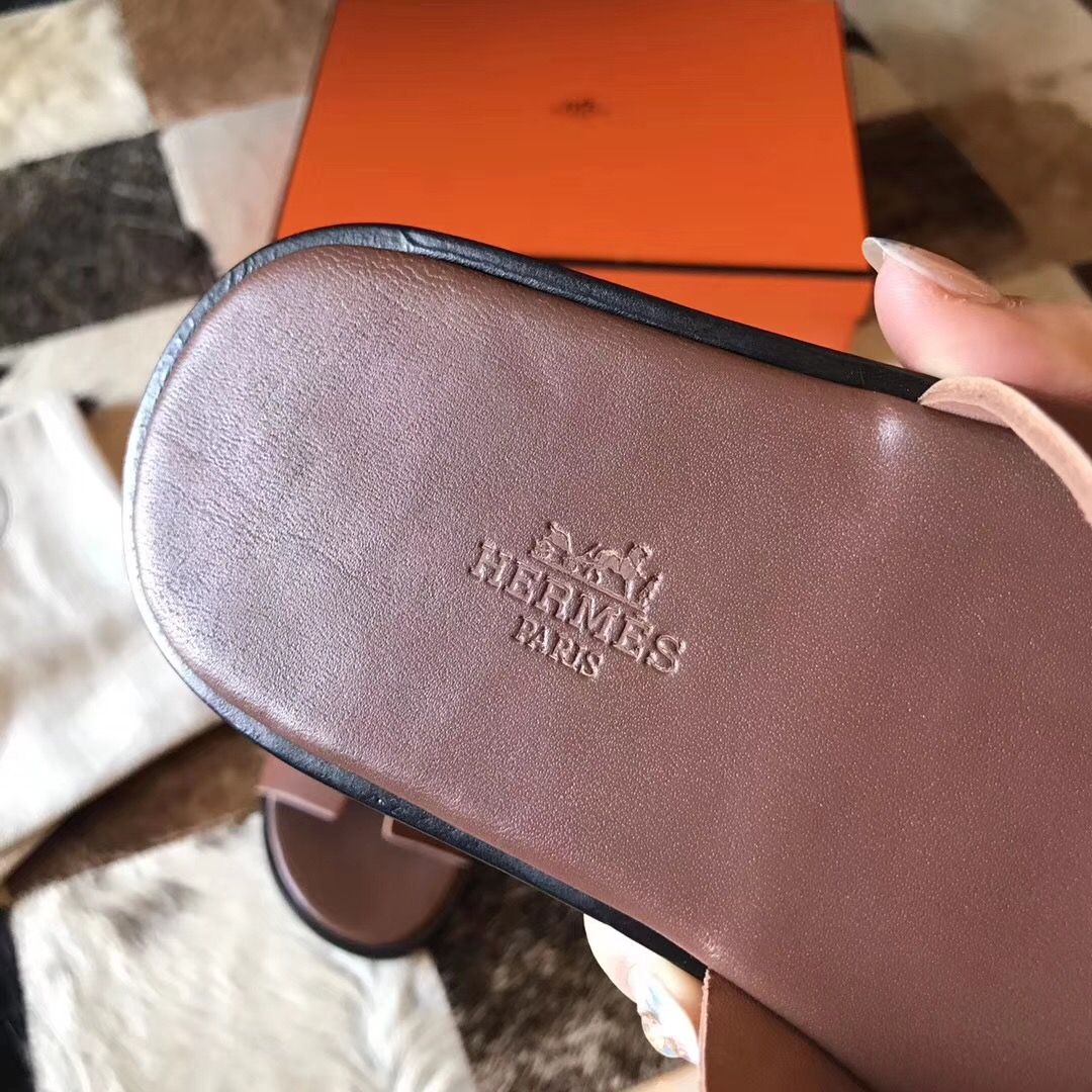 Hermes Izmir Sandals In Camarel Swift Leather - Image 3