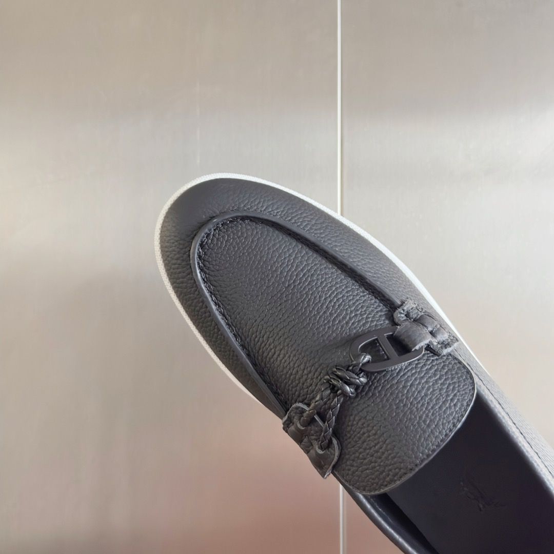 Hermes Men's Ignacio Loafers in Black Taurillon Leather - Image 9