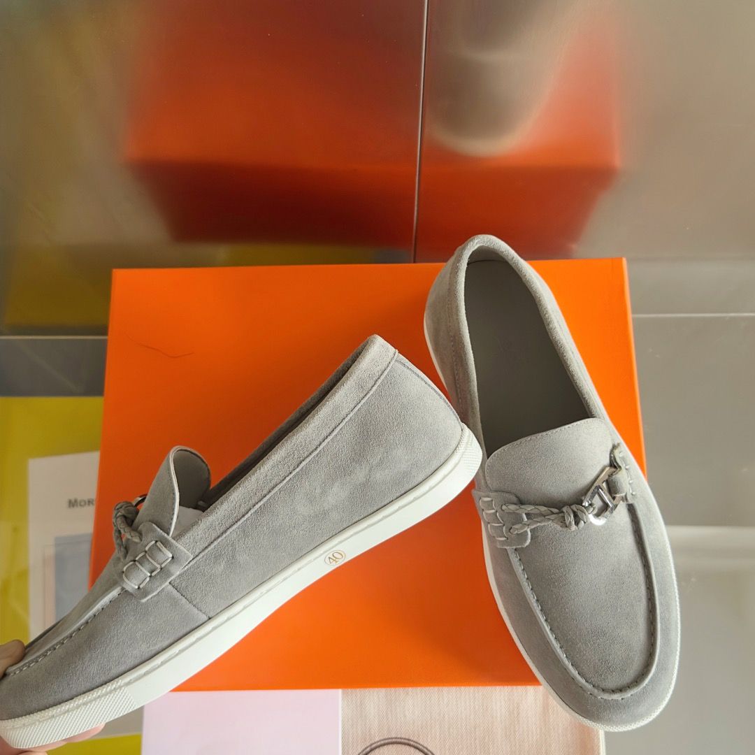 Hermes Men's Ignacio Loafers in Gris Nuage Suede Calfskin - Image 5