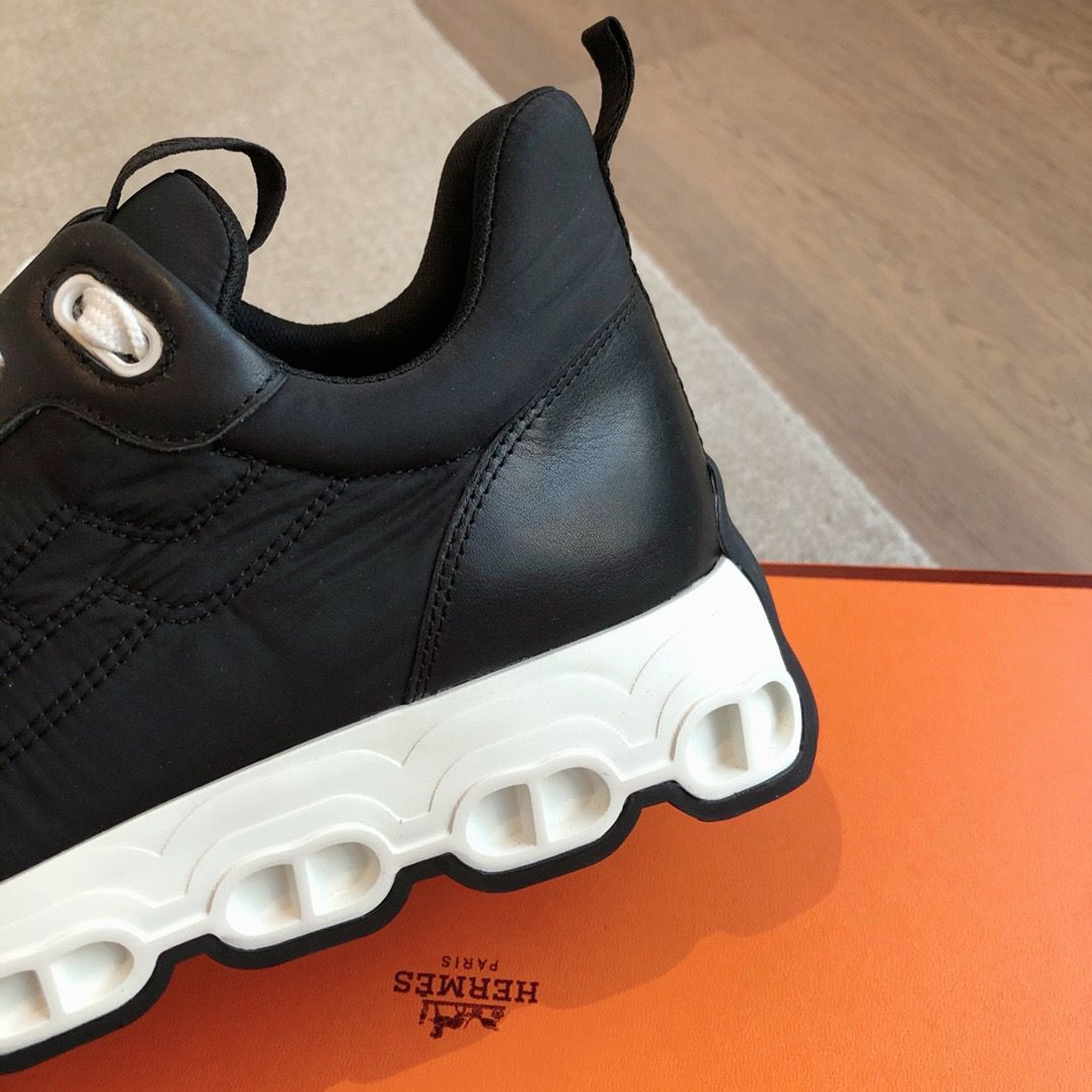 Hermes Men's Impulse Sneakers in Black Fabric and Leather - Image 7