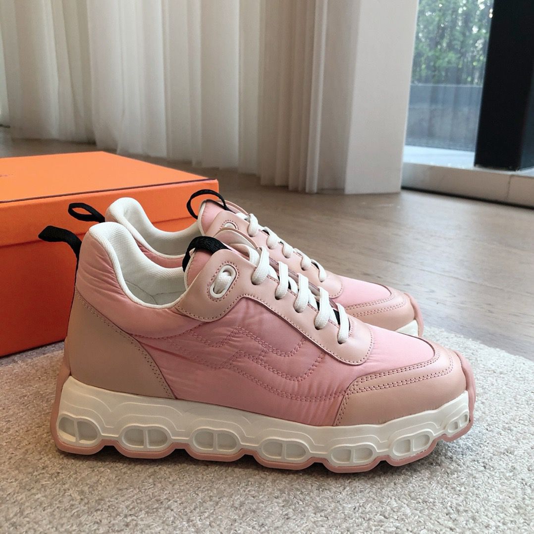 Hermes Women's Impulse Sneakers in Pink Fabric and Leather - Image 3