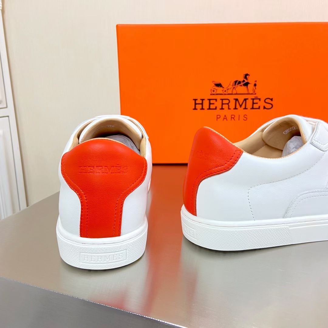 Hermes Men's Quicker Sneakers In White Calfskin - Image 9