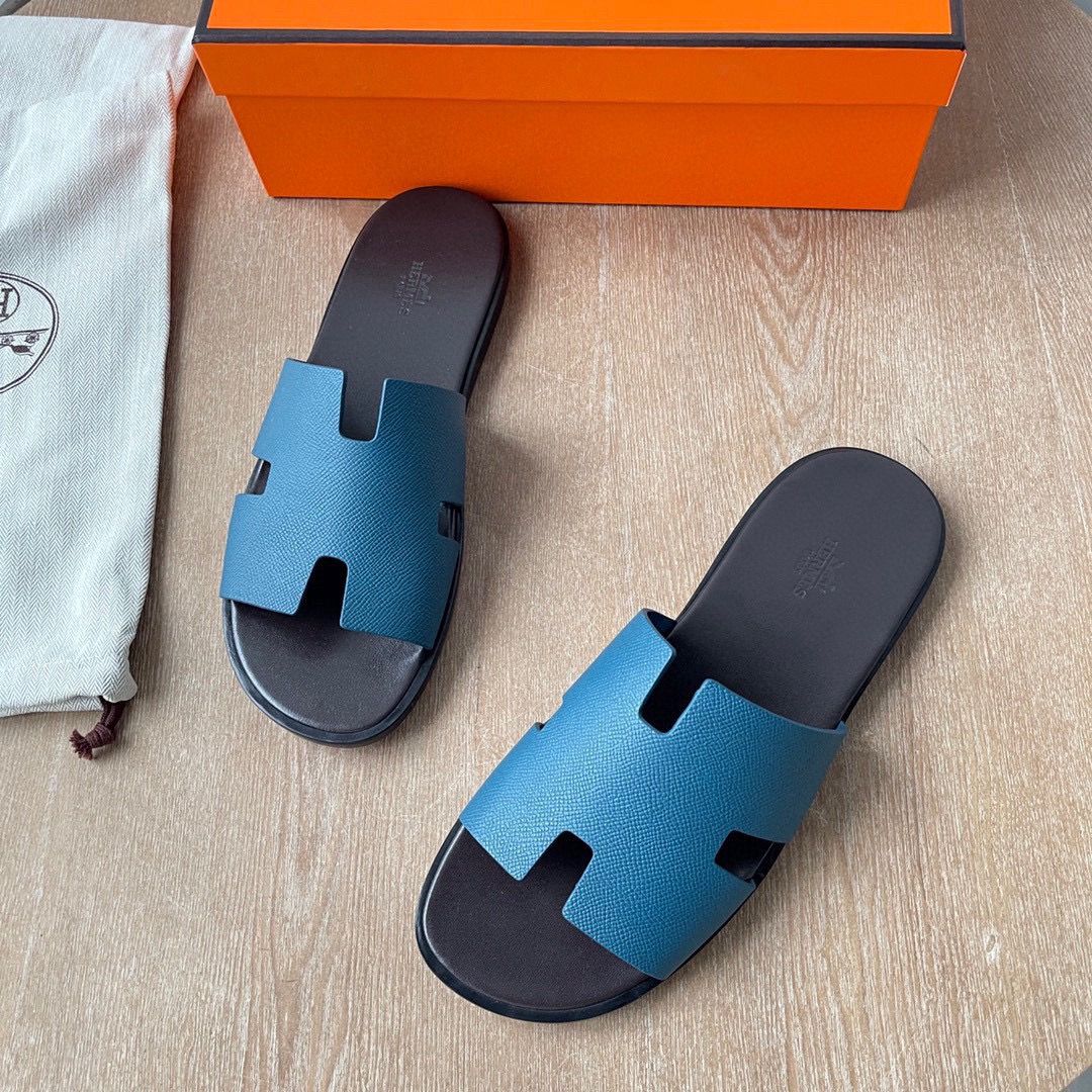 Hermes Izmir Sandals in Blue Epsom Calfskin with Black Insole - Image 5