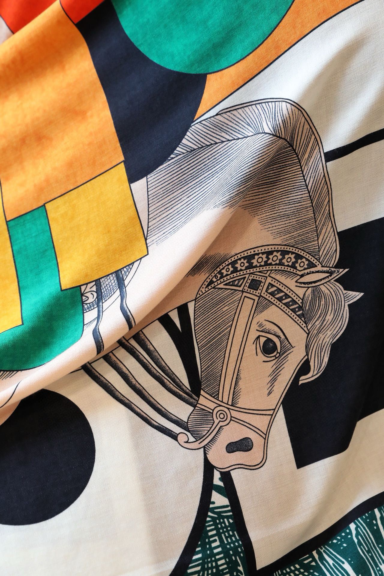 Hermes Green Cavalier en Formes Shawl 140 - Image 9