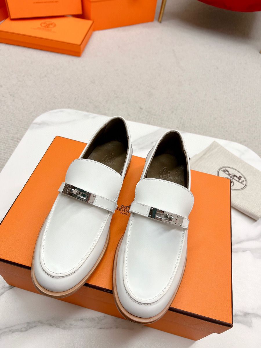 Hermes Women's Destin Loafers in White Leather - Image 3