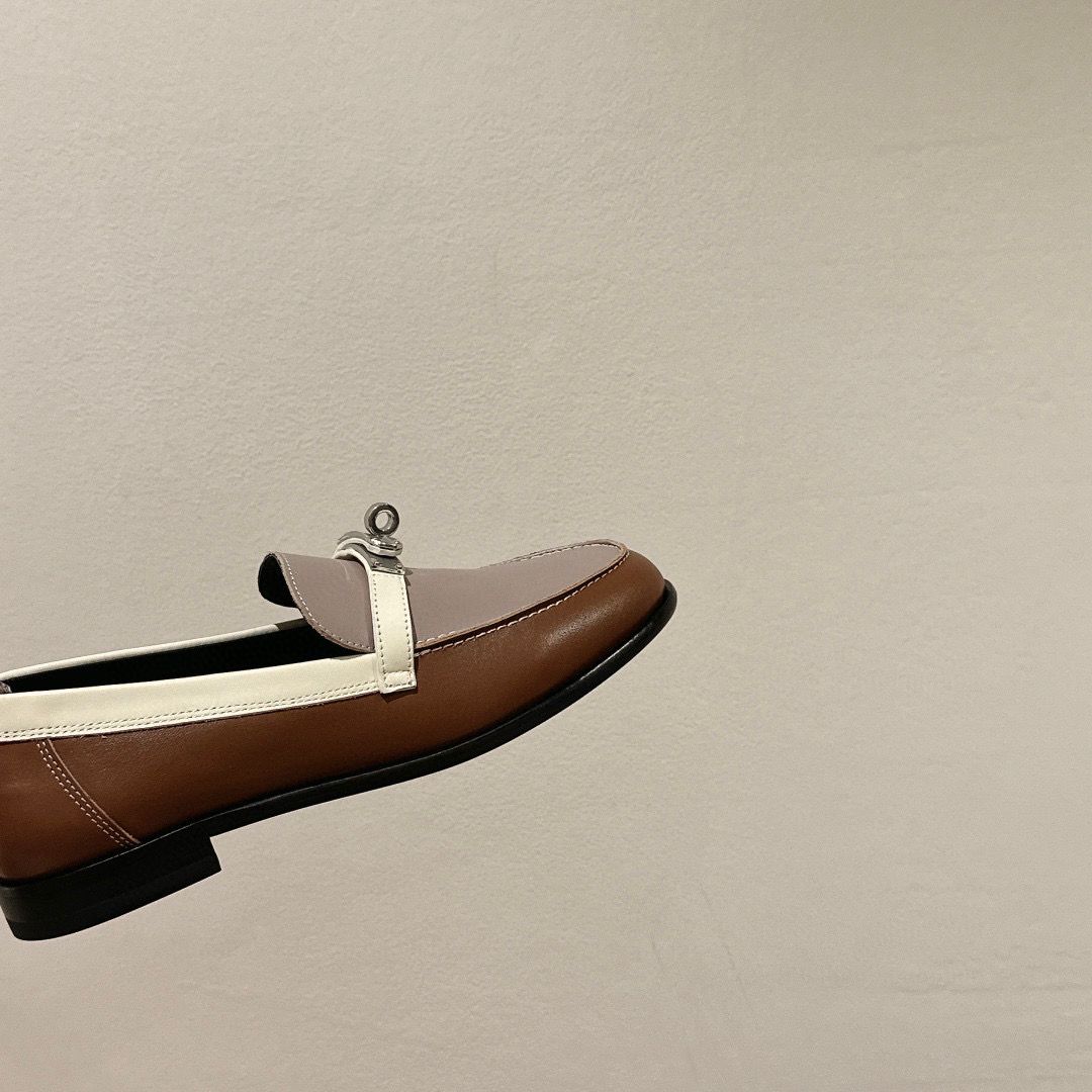 Hermes Women's Destin Loafers in Multicolor Leather - Image 7