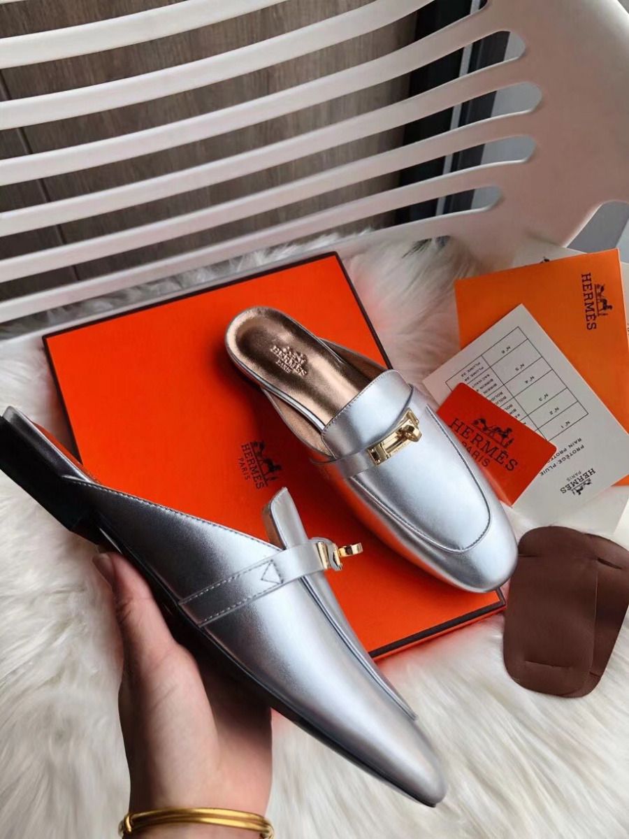 Hermes Oz Mules In Silver Metallic Calfskin - Image 7