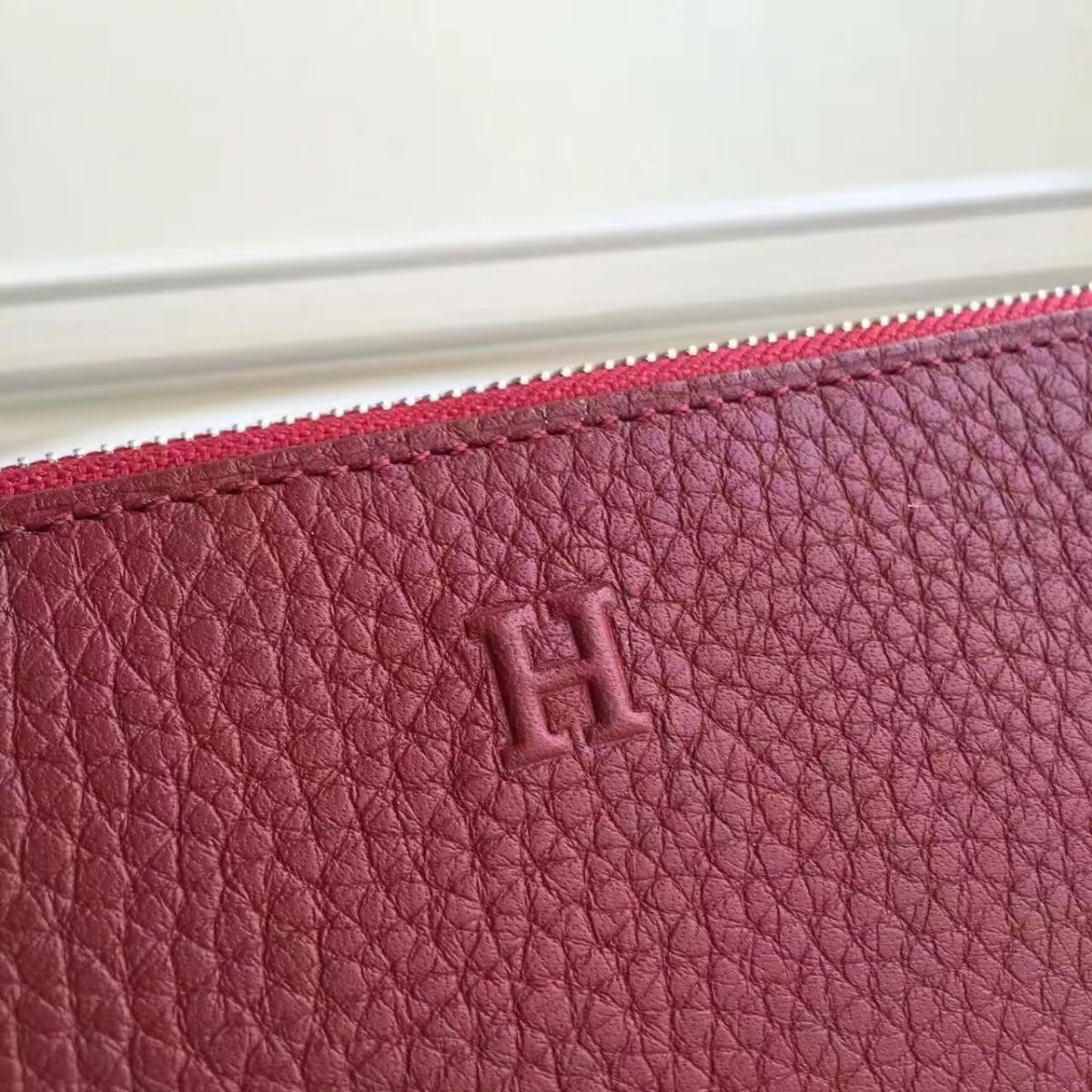 Hermes Ruby Clemence Azap Zipped Wallet - Image 5