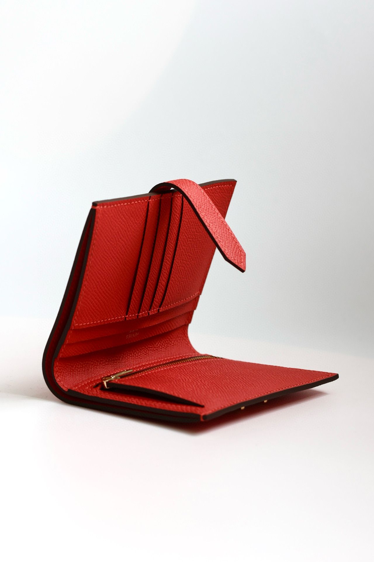 Hermes Bearn Compact Handmade Wallet in Red Epsom Calfskin - Image 7
