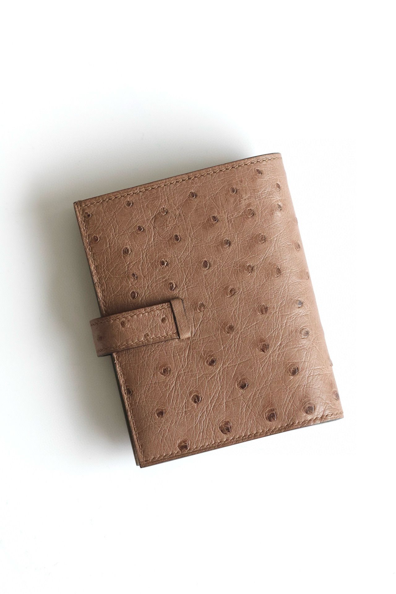 Hermes Bearn Compact Handmade Wallet in Taupe Ostrich Leather - Image 10