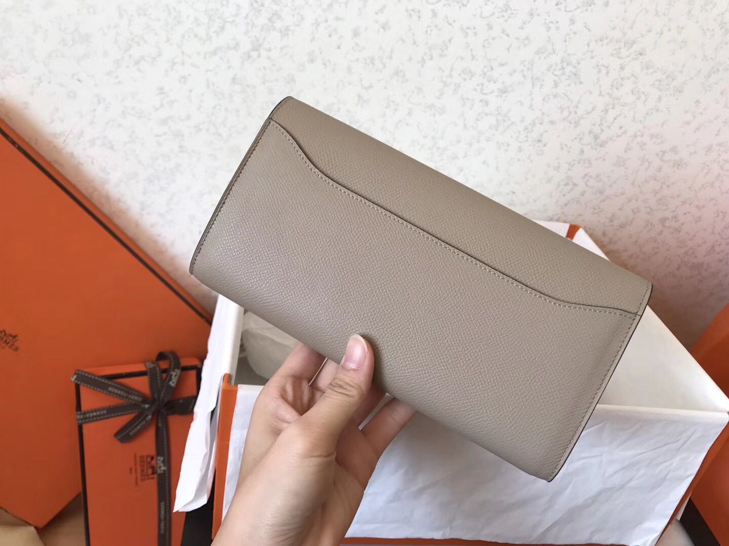 Hermes Constance Long Wallet In Grey Epsom Leather - Image 3