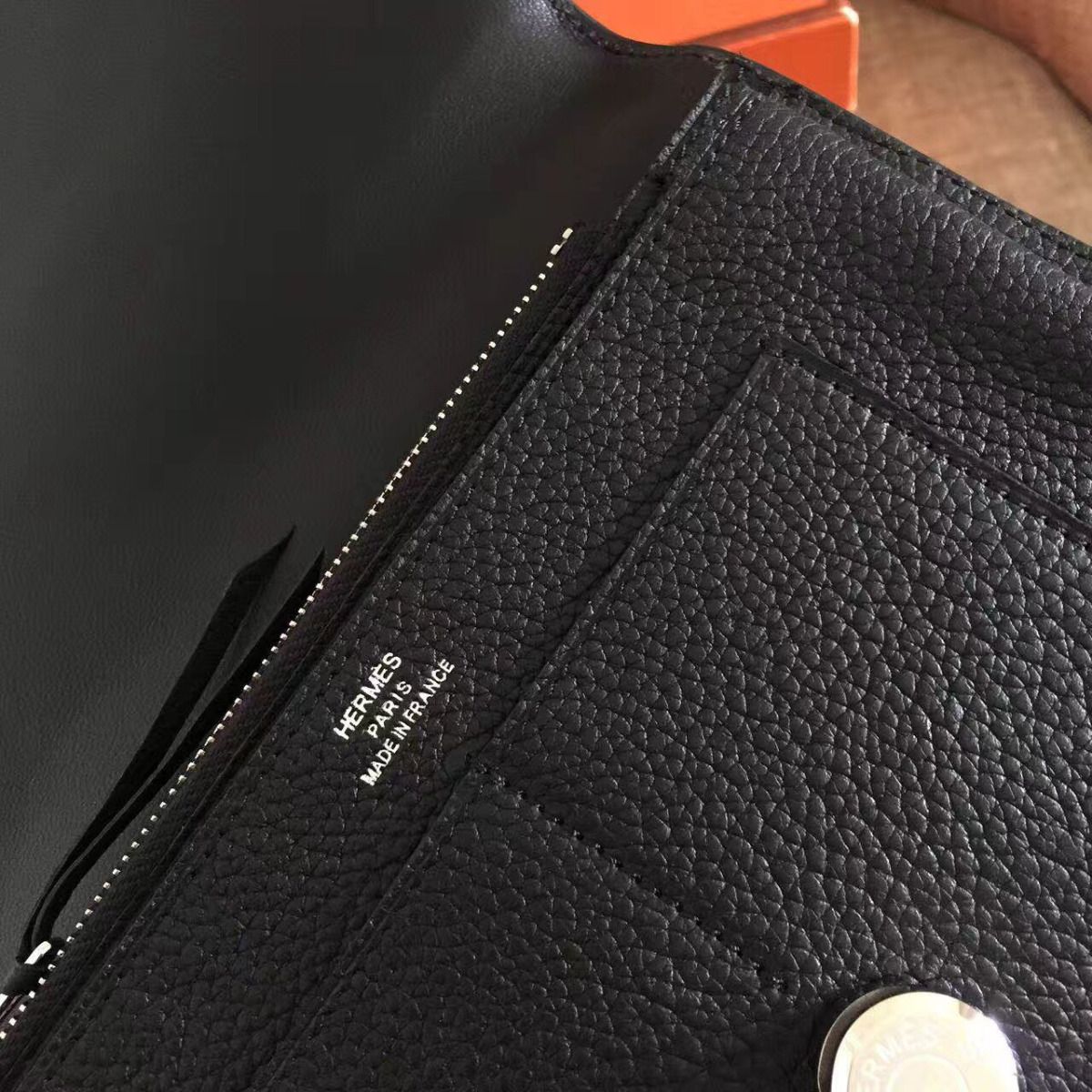 Hermes Dogon Duo Wallet In Black Clemence Leather - Image 9